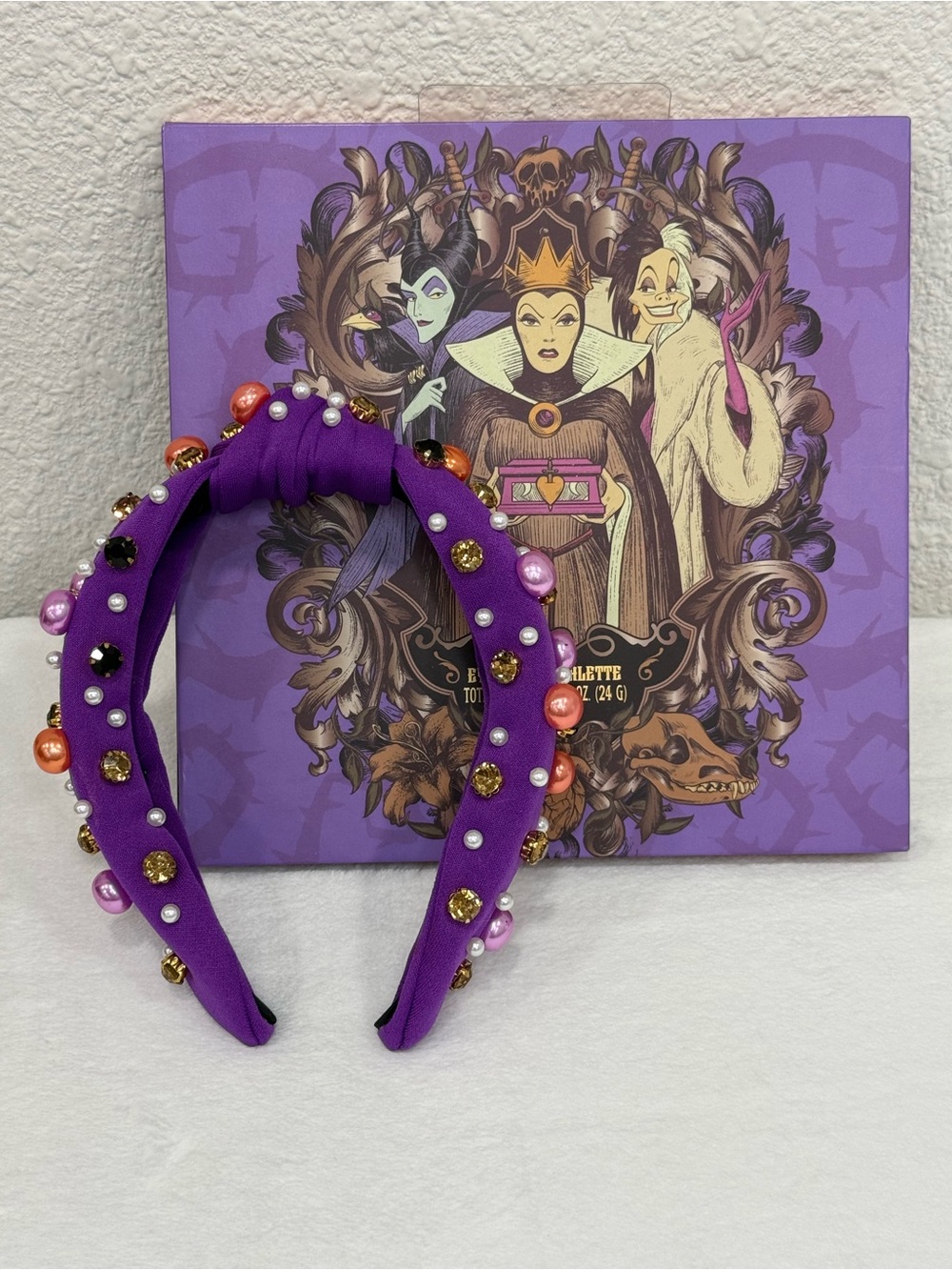 Disney Villians 20-Pan Pop-Up Eyeshadow Palette + Jeweled Headband